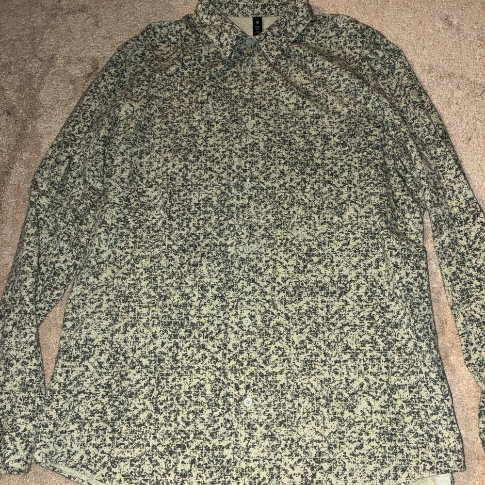 Lululemon Athletica Green Patterned Shirt
